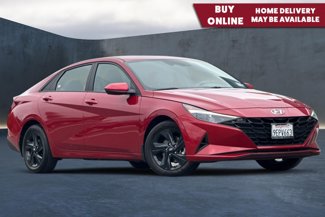 Used 2023 Hyundai Elantra SEL image 1