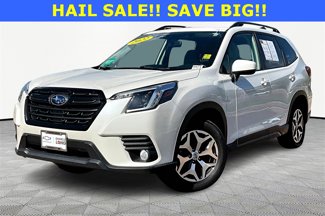 Used 2022 Subaru Forester Premium image 1