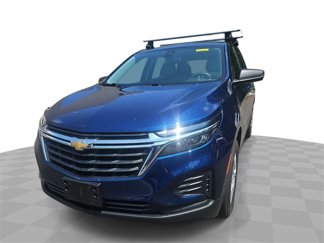 Used 2023 Chevrolet Equinox LS image 1