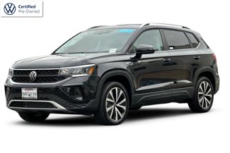 Certified 2024 Volkswagen Taos SE image 1
