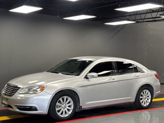 Used 2012 Chrysler 200 LX image 1