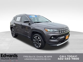 Used 2022 Jeep Compass Limited image 1
