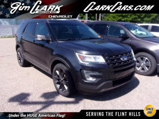 Used 2017 Ford Explorer XLT w/ Equipment Group 202A image 1