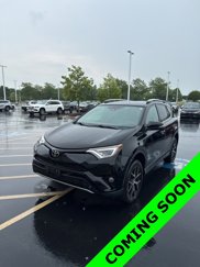 Used 2017 Toyota RAV4 SE image 1