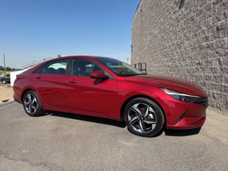Used 2023 Hyundai Elantra SEL w/ Convenience Package image 1