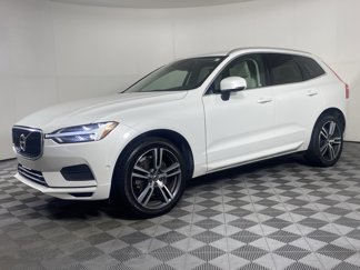 Used 2018 Volvo XC60 T6 Momentum w/ Convenience Package image 1