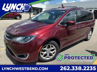 Used 2017 Chrysler Pacifica Touring Plus w/ Tire & Wheel Group image 1