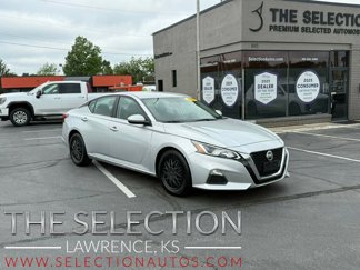 Used 2020 Nissan Altima 2.5 S image 1