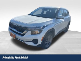 Used 2022 Kia Seltos LX image 1