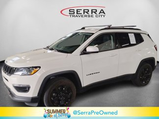 Used 2018 Jeep Compass Latitude w/ Cold Weather Group image 1