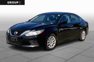 Used 2017 Nissan Altima 2.5 S image 1