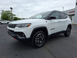 Certified 2024 Jeep Compass Trailhawk image 1