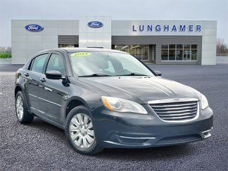 Used 2013 Chrysler 200 LX image 1