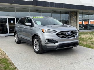 Used 2022 Ford Edge Titanium image 1