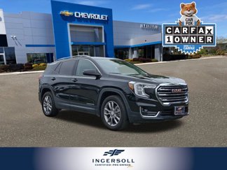 Used 2024 GMC Terrain SLT image 1