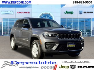 New 2025 Jeep Grand Cherokee Laredo image 1