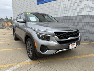Used 2021 Kia Seltos LX image 1