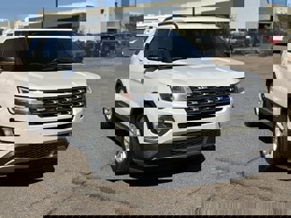 Used 2017 Ford Explorer XLT w/ Equipment Group 202A image 1