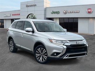 Used 2020 Mitsubishi Outlander SEL image 1