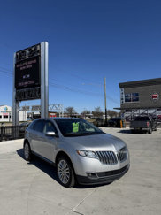 Used 2013 Lincoln MKX AWD image 1