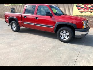 Used 2005 Chevrolet Silverado 1500 4x4 Crew Cab w/ Light Duty Power Package image 1