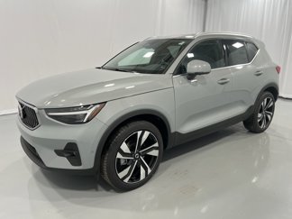 New 2025 Volvo XC40 B5 Plus w/ Protection Package Premier image 1