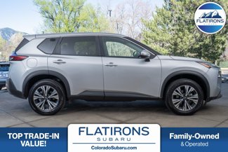Used 2022 Nissan Rogue SV image 1