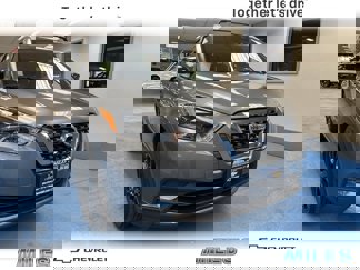 Used 2020 Nissan Kicks SR w/ SR Premium Package image 1