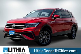 Used 2022 Volkswagen Tiguan SE image 1