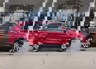 Certified 2024 Ford Edge Titanium w/ Class II Trailer Tow Package image 1