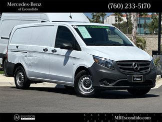 Used 2022 Mercedes-Benz Metris image 1