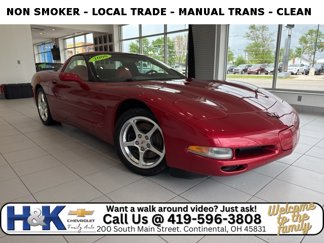 Used 2000 Chevrolet Corvette Coupe w/ Performance Handling Pkg image 1