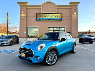 Used 2018 MINI Cooper S image 1