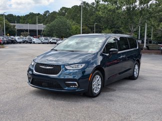 New 2025 Chrysler Pacifica Select image 1