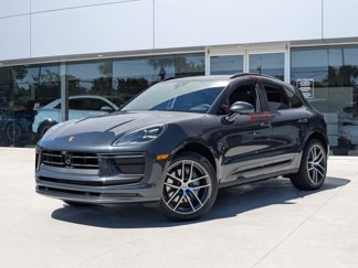 Certified 2025 Porsche Macan Turbo image 1