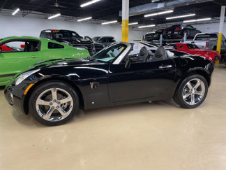Used 2008 Pontiac Solstice GXP w/ Premium Package image 1