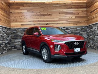 Used 2019 Hyundai Santa Fe SE image 1