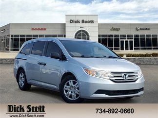 Used 2011 Honda Odyssey LX image 1