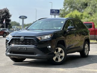 Used 2020 Toyota RAV4 XLE image 1