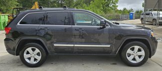 Used 2011 Jeep Grand Cherokee Laredo image 1