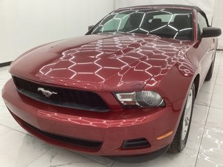 Used 2012 Ford Mustang Convertible image 1