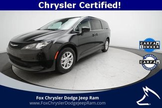 Certified 2023 Chrysler Voyager LX image 1