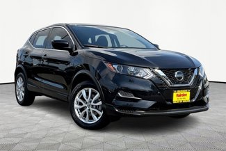 Used 2022 Nissan Rogue Sport S image 1