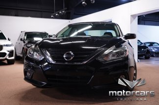 Used 2016 Nissan Altima 2.5 SR w/ LED Appearance Package image 1
