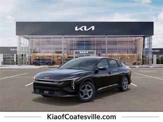 New 2025 Kia K4 LXS image 1