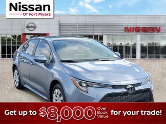 Used 2022 Toyota Corolla LE image 1