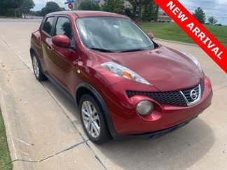 Used 2011 Nissan Juke SV image 1