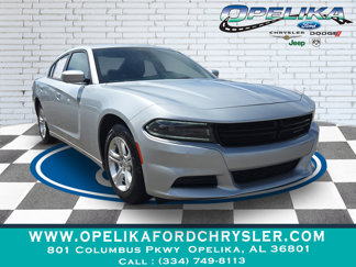 Used 2022 Dodge Charger SXT image 1
