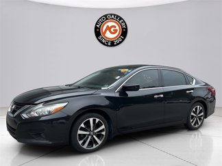 Used 2017 Nissan Altima 2.5 SR image 1