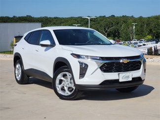 New 2025 Chevrolet Trax LS w/ LS Convenience Package image 1